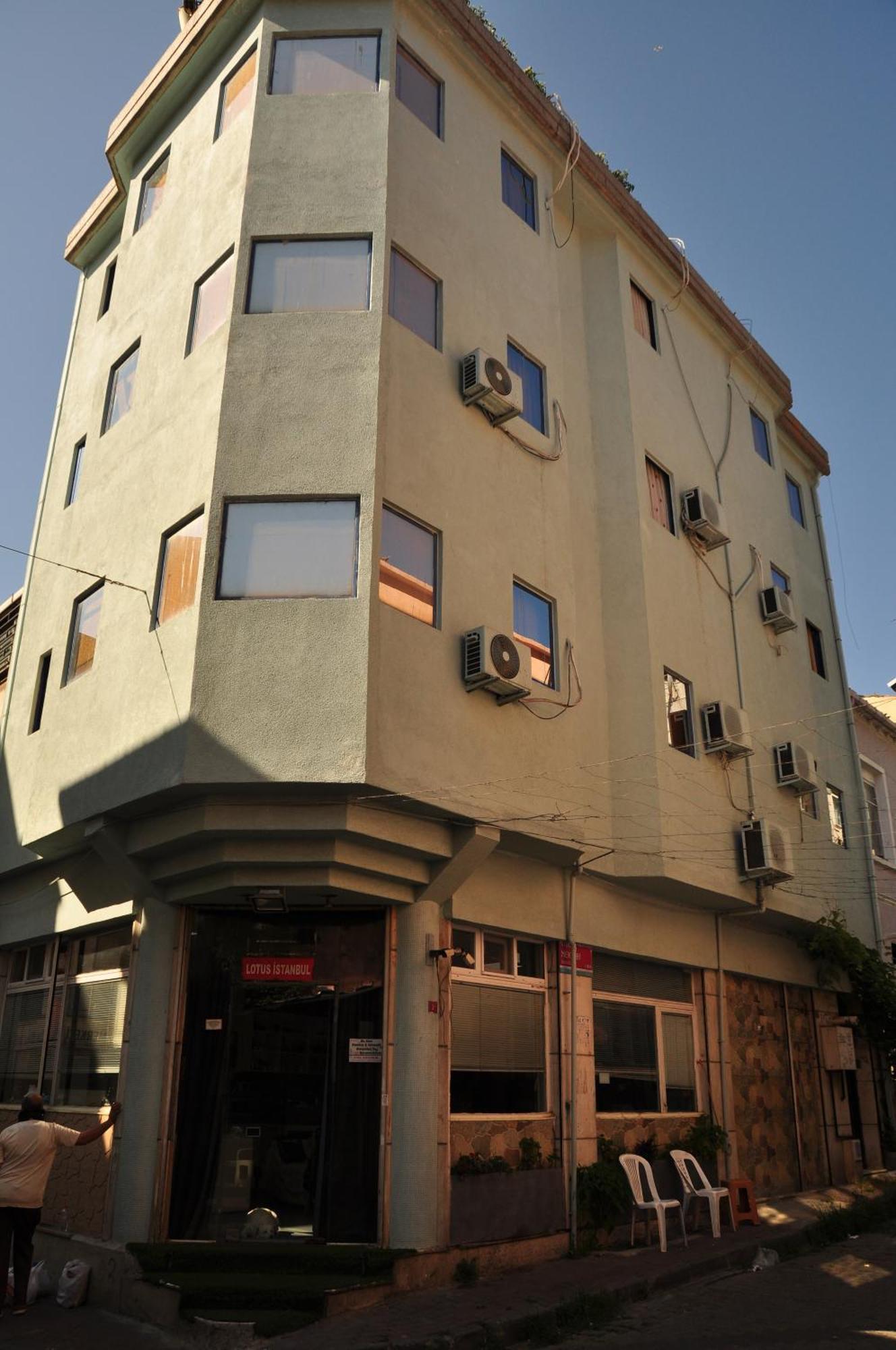 Lotus Hotel Istanbul Exterior photo